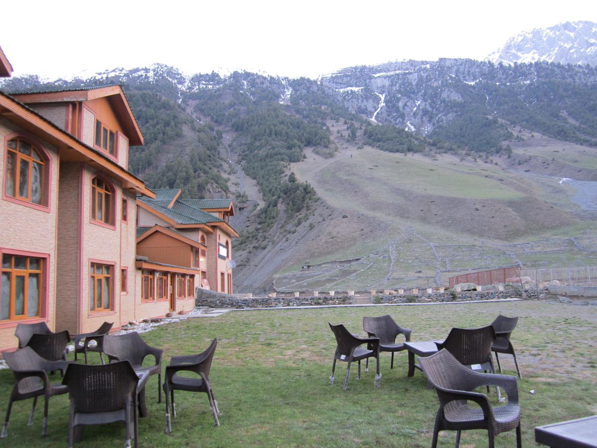 Hotel Akbar Sonāmarg Dış mekan fotoğraf
