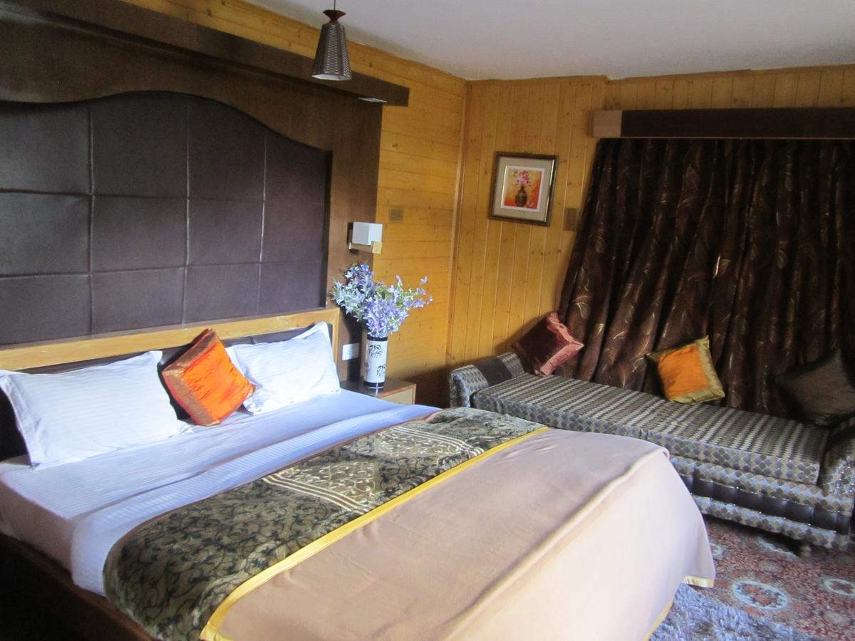 Hotel Akbar Sonāmarg Dış mekan fotoğraf
